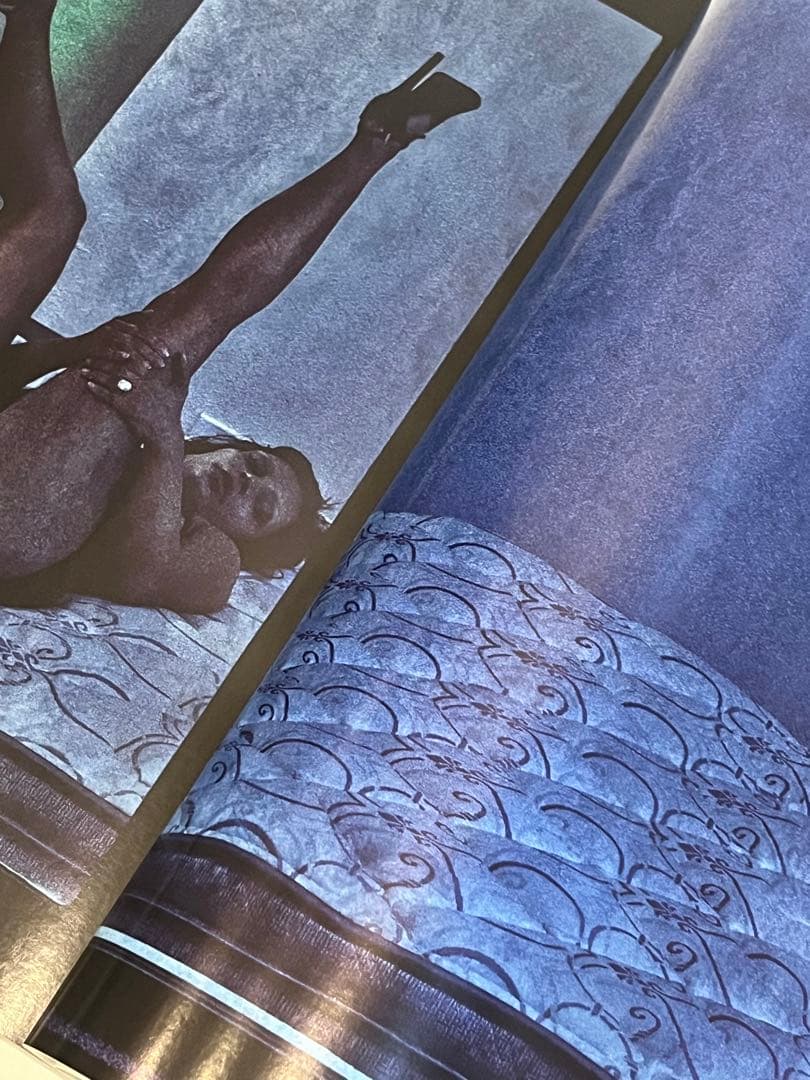 希少号　LOVE KIM KARDASHIAN knye west