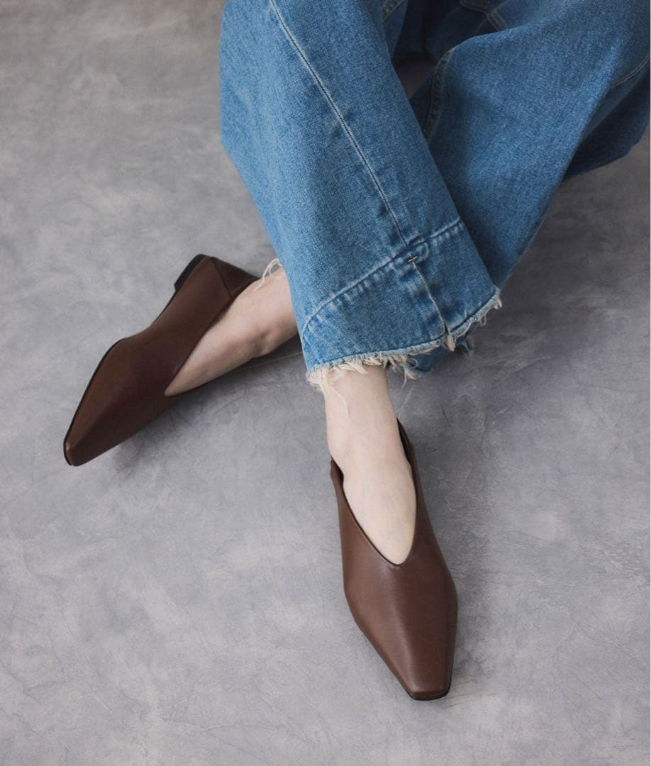 ADAM ET ROPE' ソフトスクエアフラットシューズダークブラウン24.5