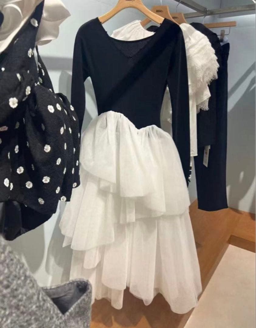 bibiy ワンピース　チュール