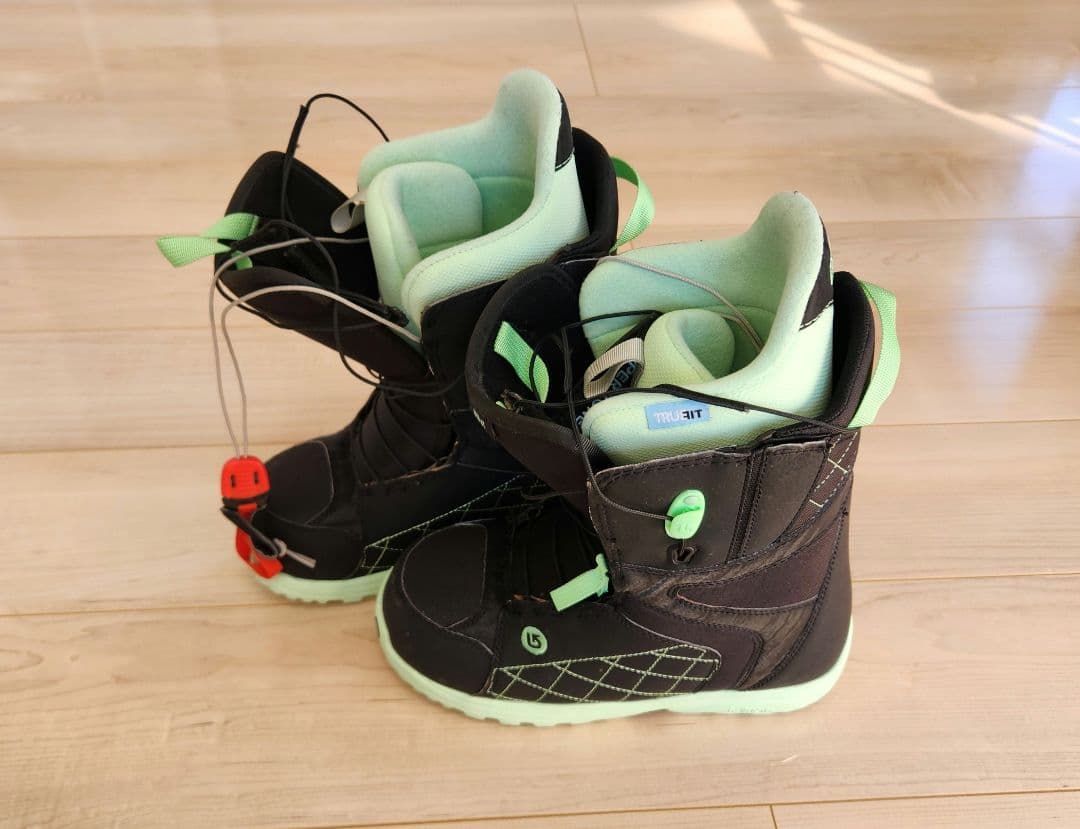 Burton スノーボードブーツ 24cm