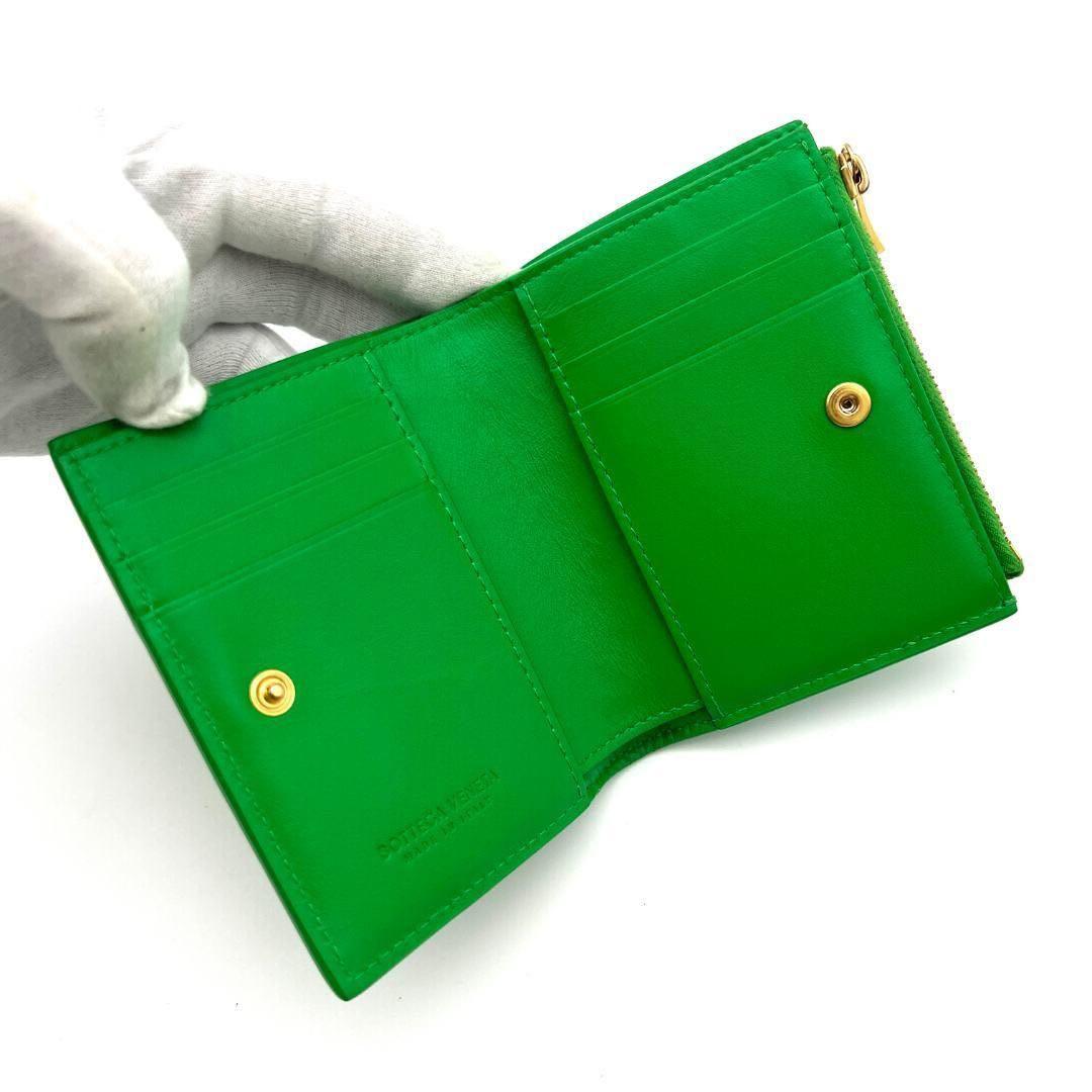 ボッテガヴェネタ マキシイントレチャート コンパクトジップウォレット 緑 575