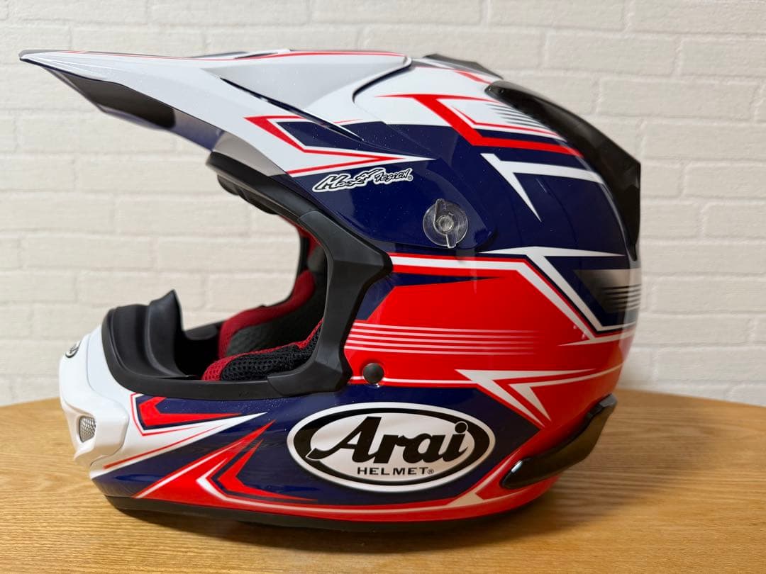 【状態良好】Arai Vクロス4 SLY