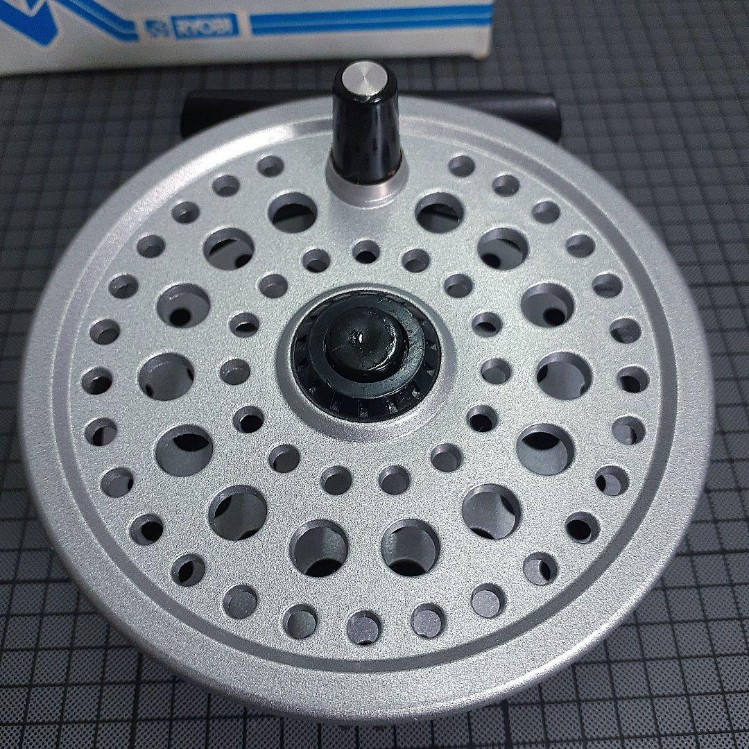 フライリール　オールド　リョービ 355MG　日本製　新品希少　渓流　トラウト