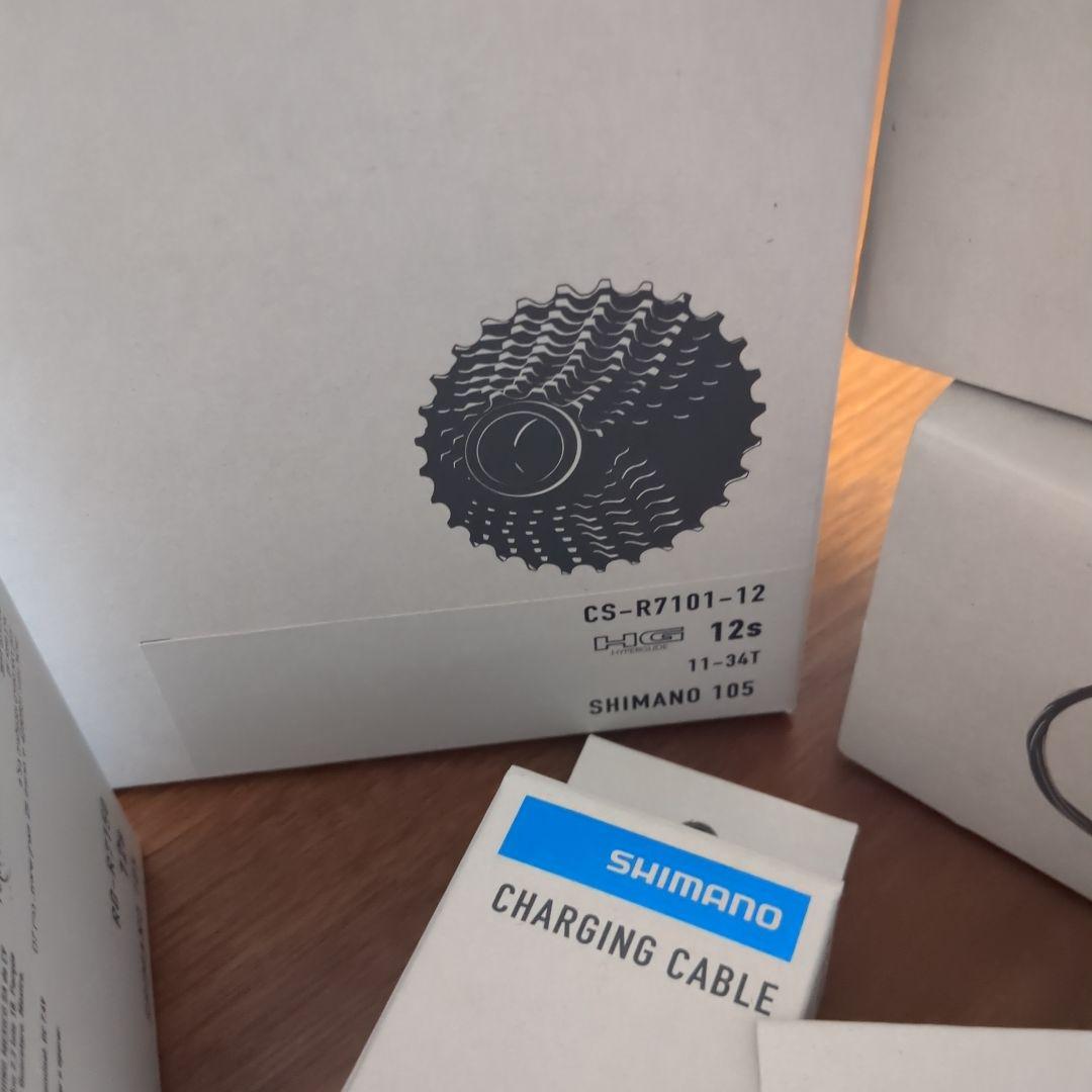 シマノ 105 Di2 R7170 2×12油圧ディスクブレーキ　ワイヤレス