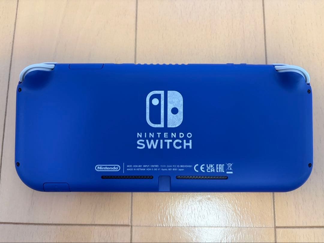Nintendo Switch Lite 本体　ブルー