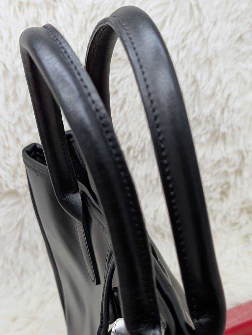 値下げ●LONGCHAMP ロンシャン ブラックトートバッグ メタルロック付き