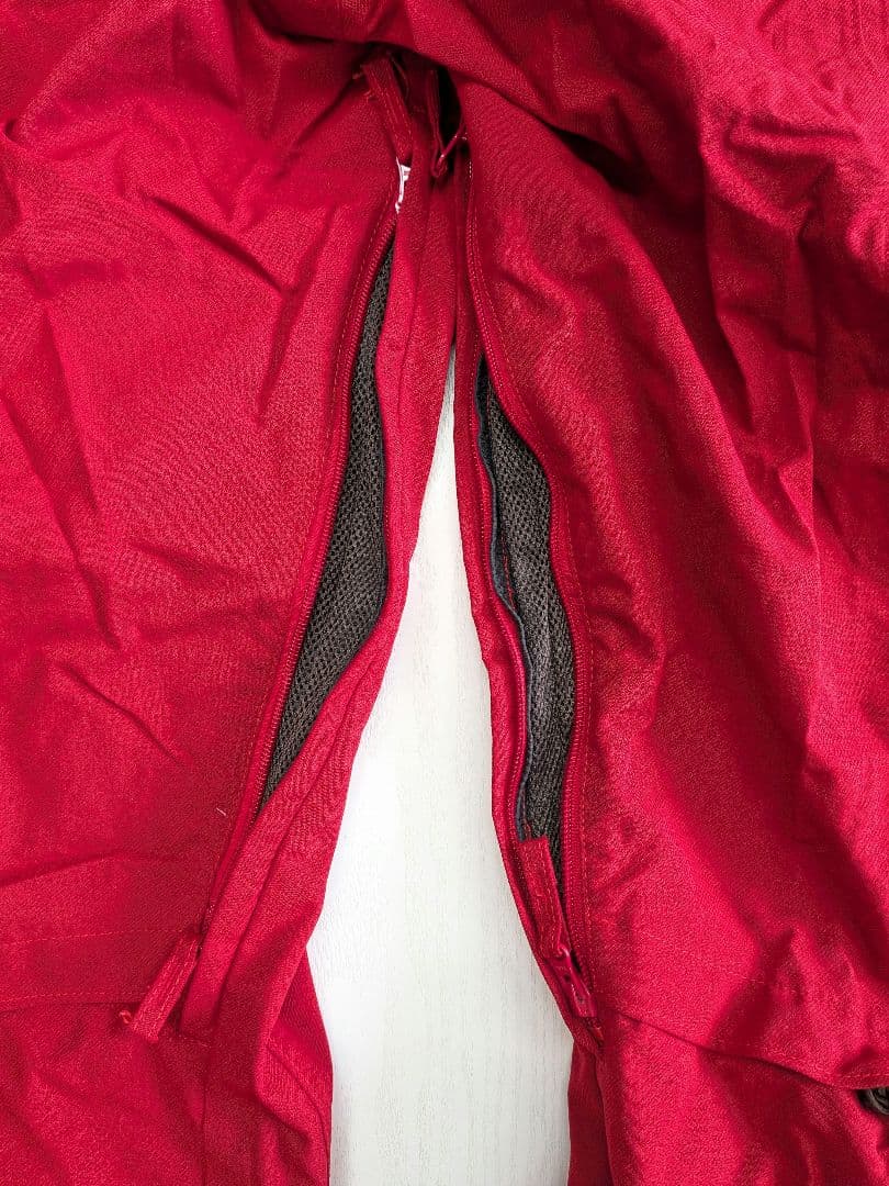 PHENIX（フェニックス）フード付きスノーボードジャケット、パンツセット