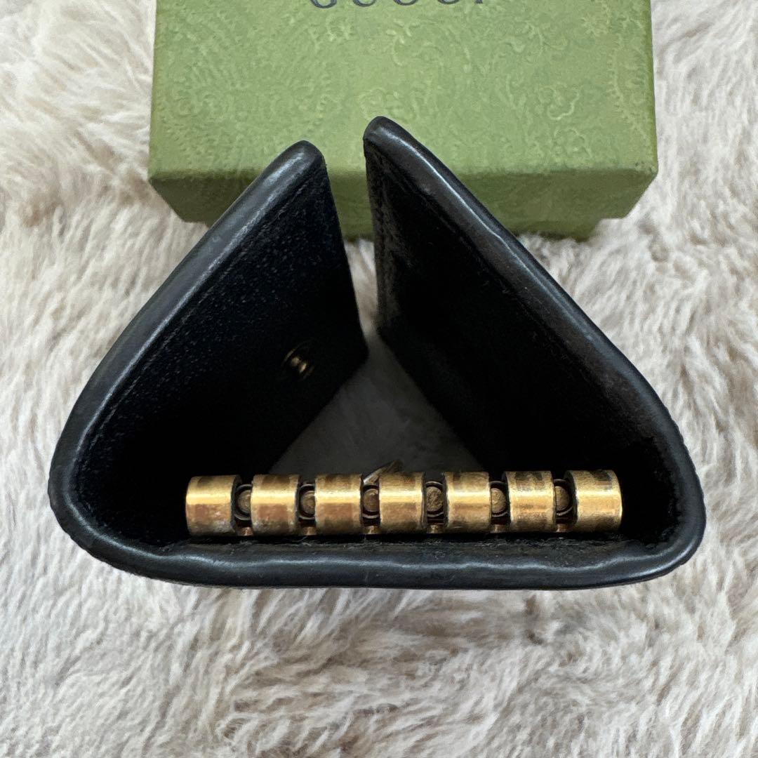 希少！GUCCI グッチ 黒 レザー 6連キーケース 蜂モチーフ BEE