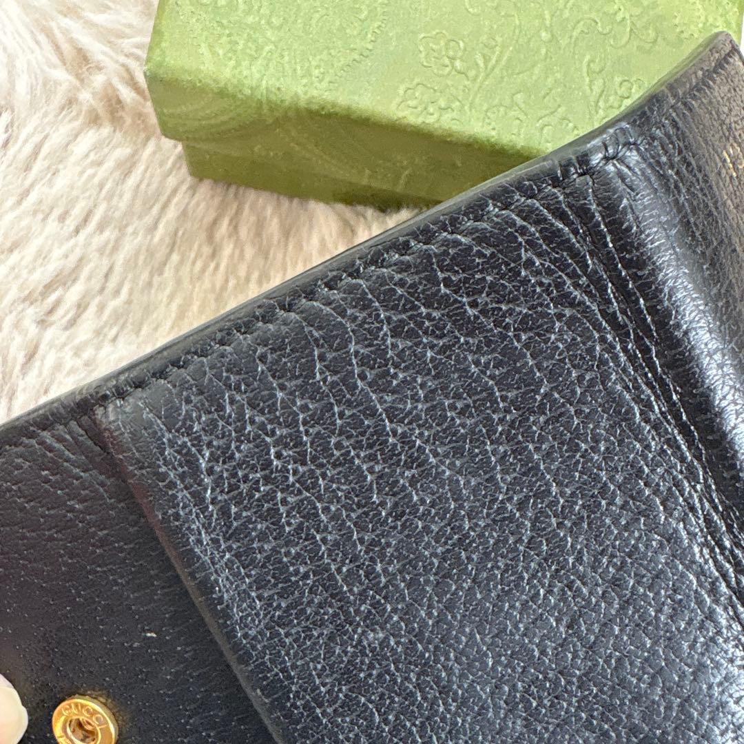 希少！GUCCI グッチ 黒 レザー 6連キーケース 蜂モチーフ BEE