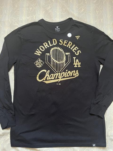 大谷翔平2025WSチャンピオンLAパレードロングBLACK/GOLDTEE/L