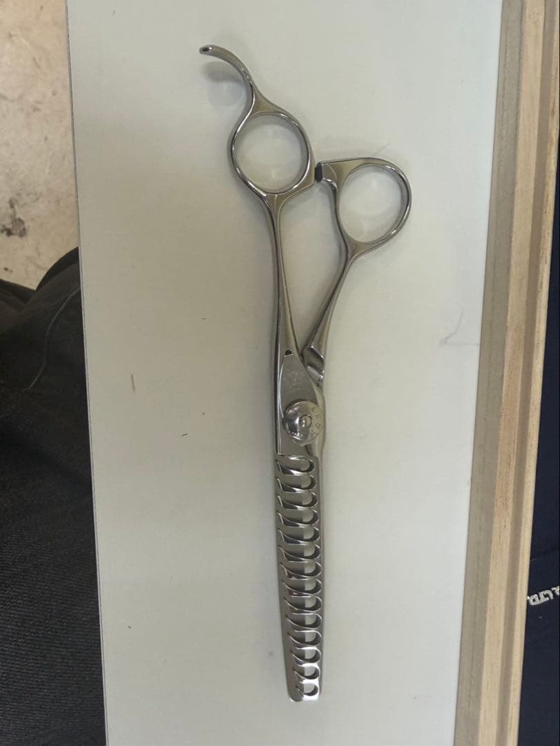 [美品]ナルトシザーズ ドルチェライン セニングシザー 5.8インチ（右利き用）