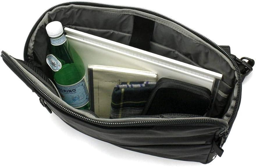 美品 Aer(エアー)Travel Sling 2 Black 定価25300円