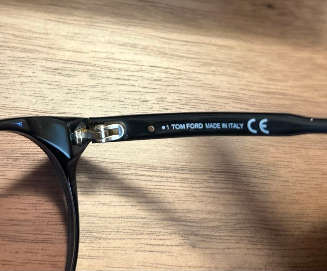 トムフォード　TOM FORD サングラス　TF5695-F-B 訳あり