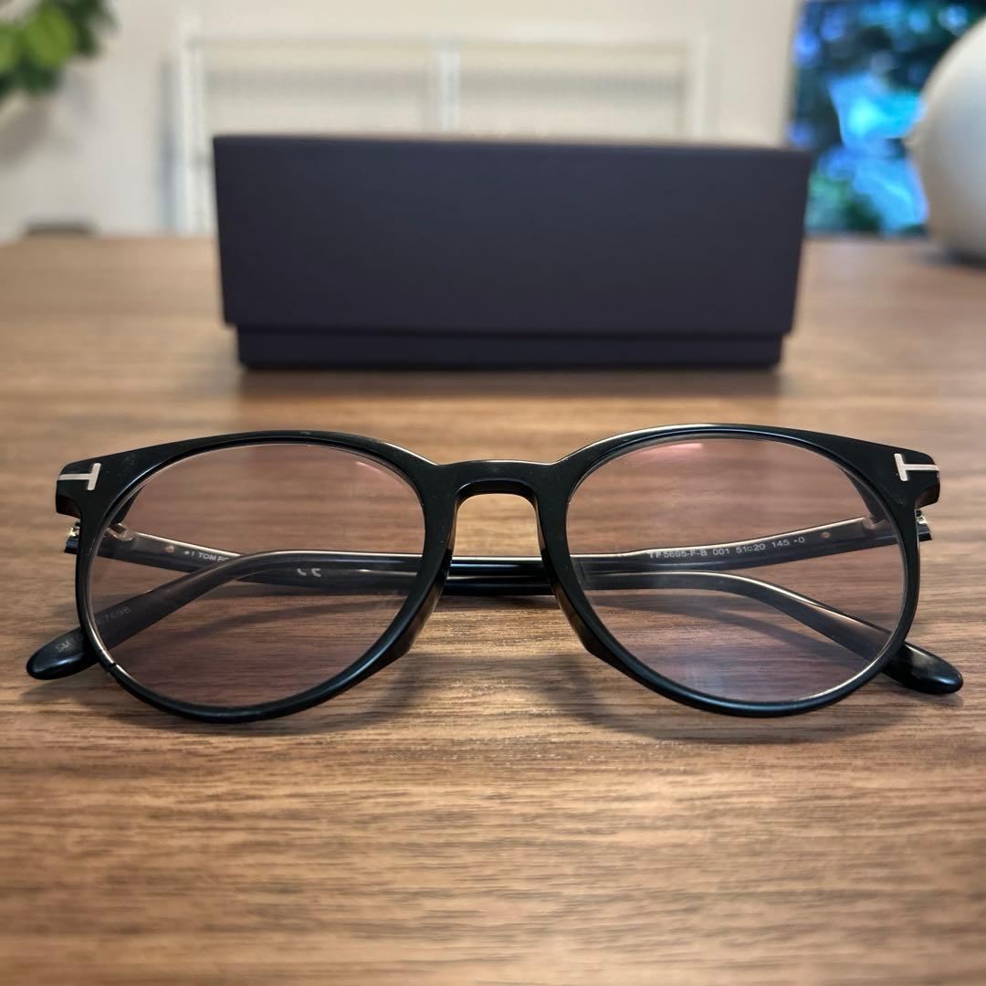 トムフォード　TOM FORD サングラス　TF5695-F-B 訳あり