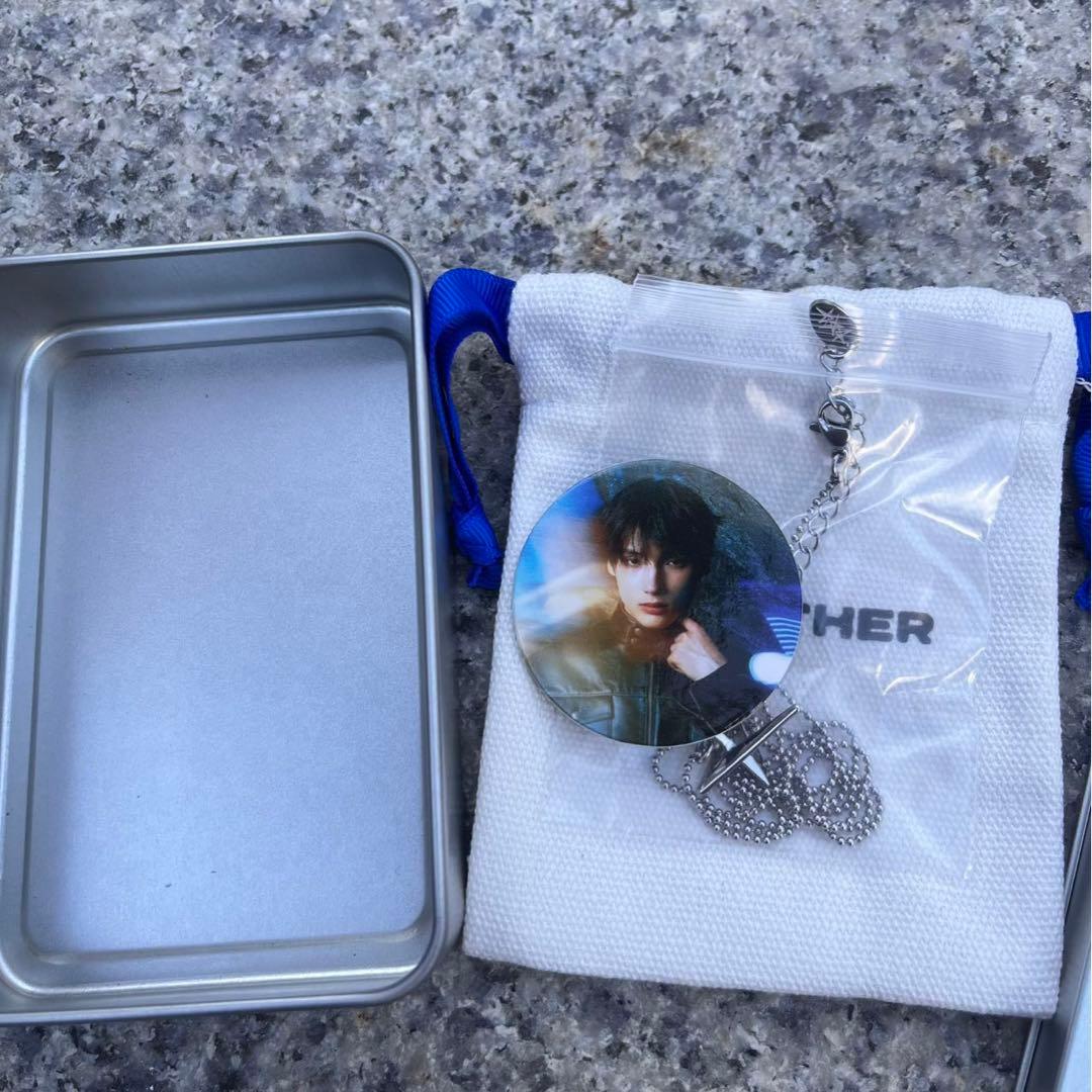 TXT ヒュニンカイ　ショウケース　ネックレス　キーホルダー　TOGETHER