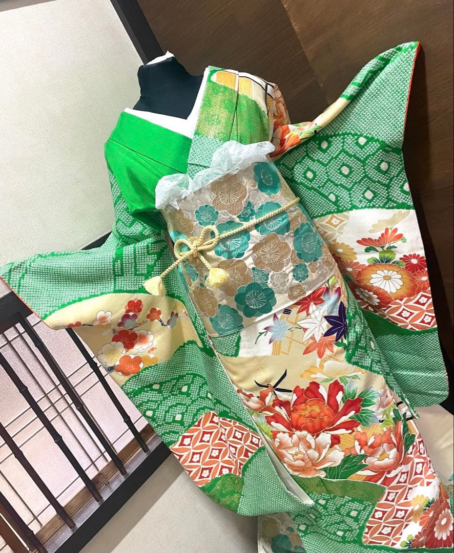 振袖 フルセット6点サイズS〜M絞り金駒刺繍　正絹　売り切り終了