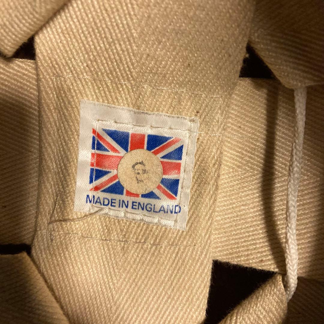 週末限定値引　英国製　DAVIDA ヘルメット