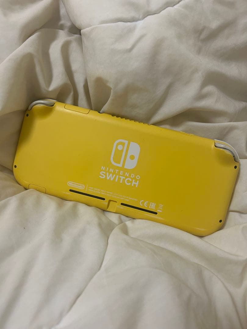 Nintendo Switch Lite イエロー Switchライト 任天堂