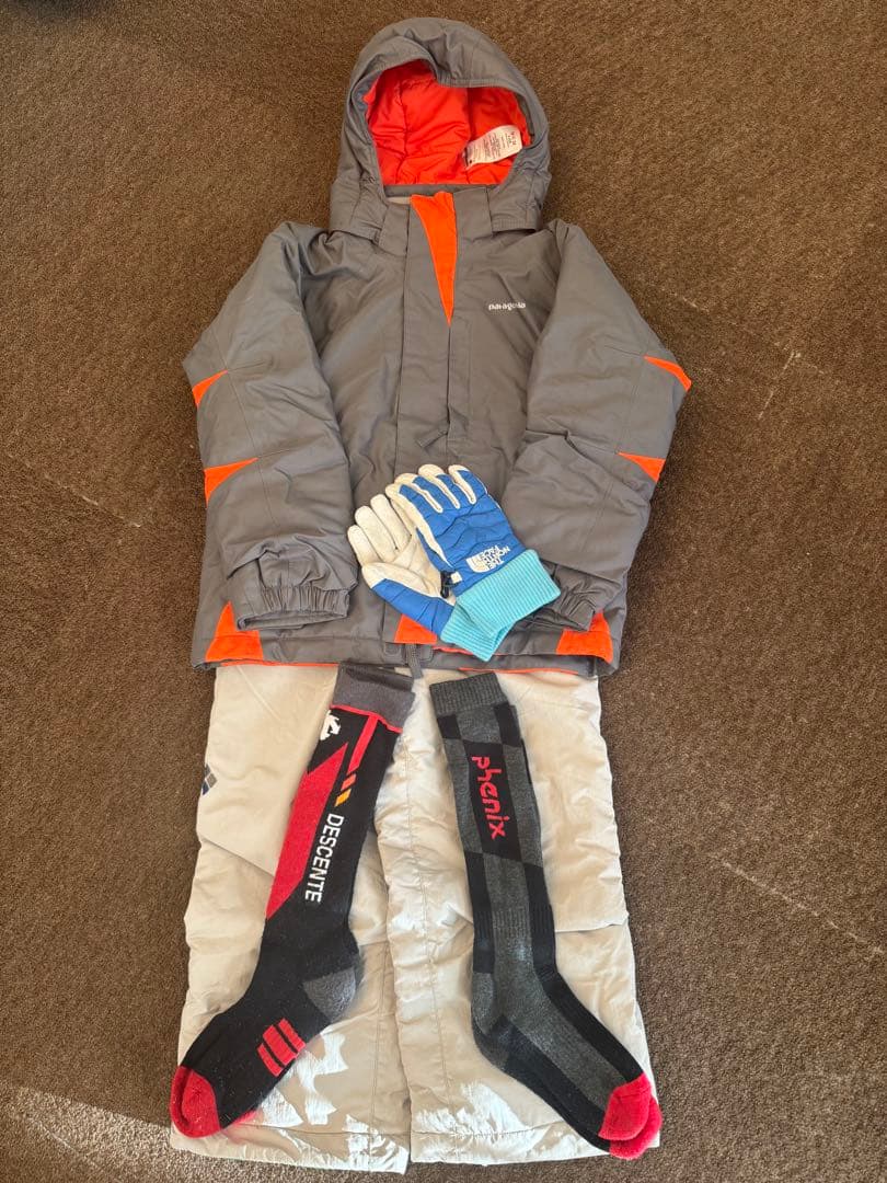 値下げ！スキーウェアセット(上:パタゴニア 下:モンベル )