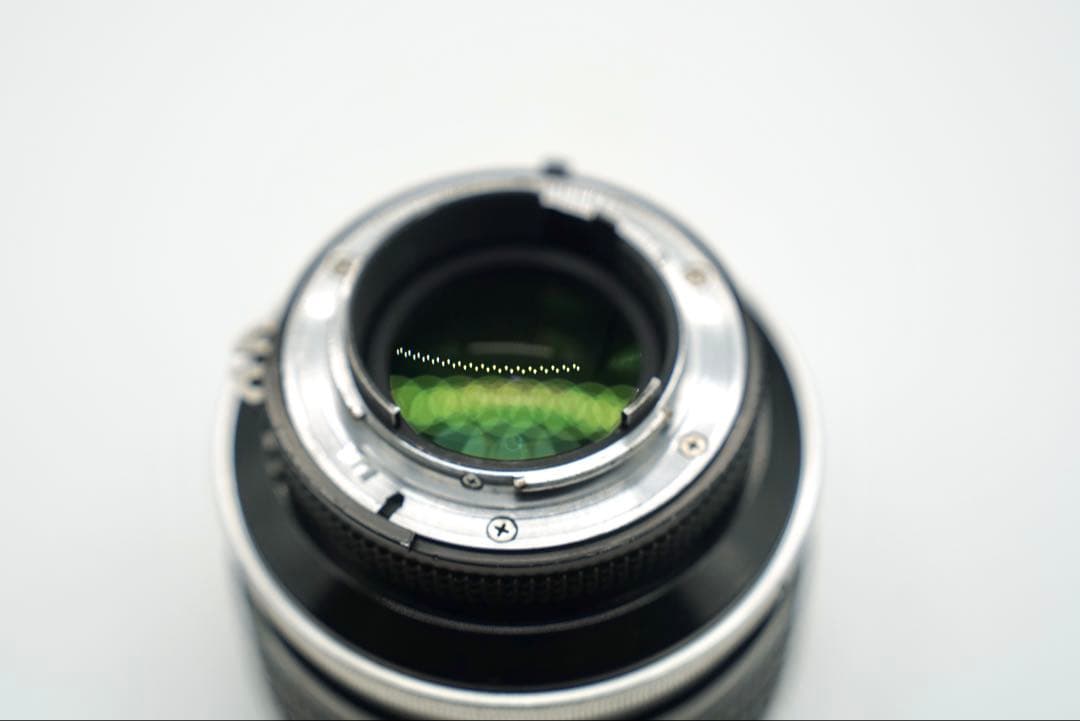 Nikon Ai-s NIKKOR 85mm f/1.4 単焦点レンズ