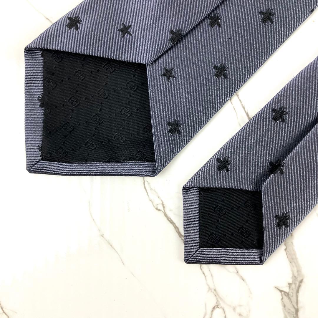 美品　現行モデル　GUCCI グッチ　ネクタイ　蜂　星　ジャガード　グレー