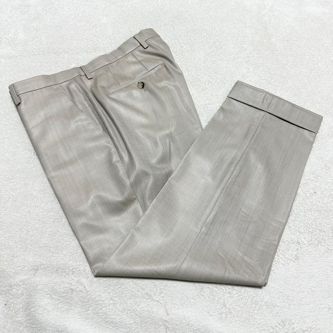 085 美品 HUGO BOSS ヒューゴボス 光沢 スーツ ベージュ系 L相当