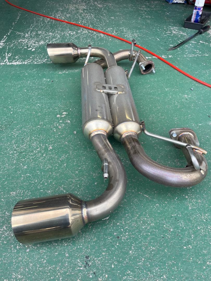gr86 フジツボマフラー