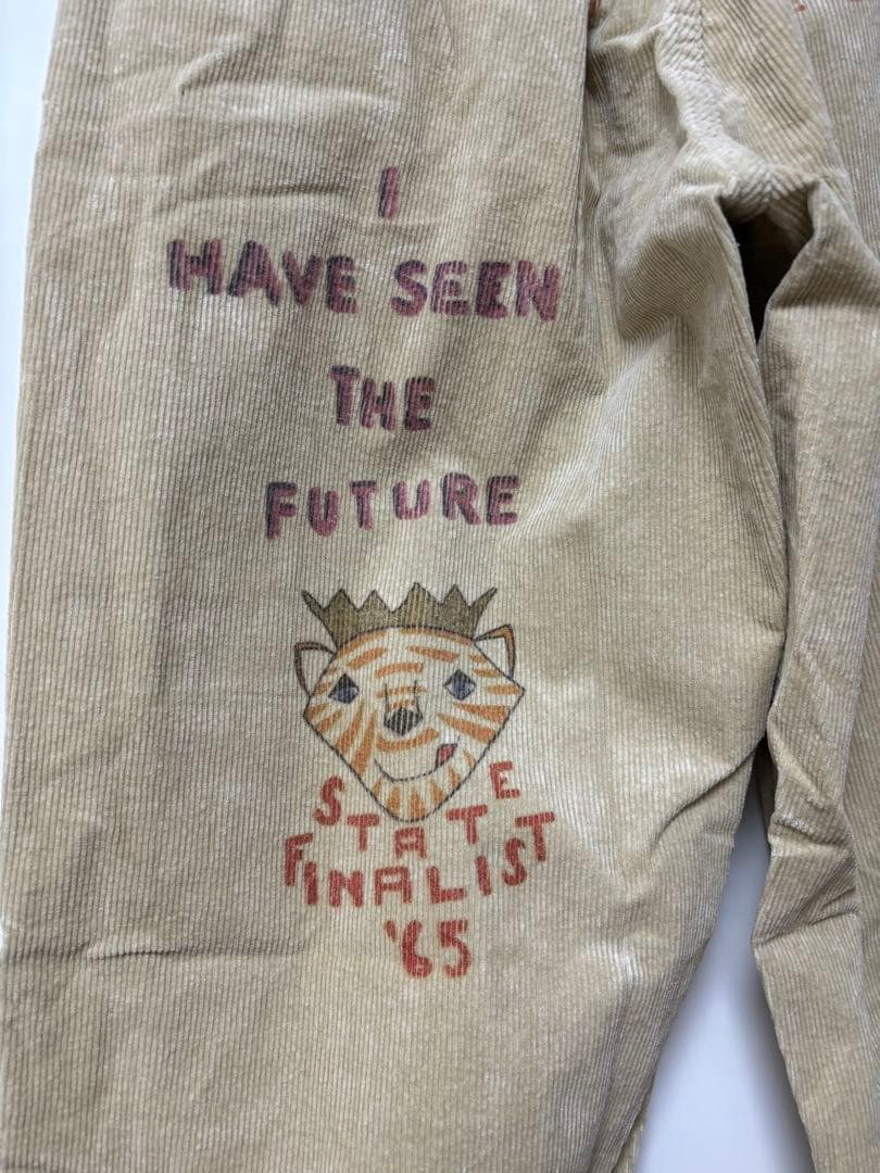 ANJI。DENIMDUGAREEメモリアルラクガキコーデュロイ