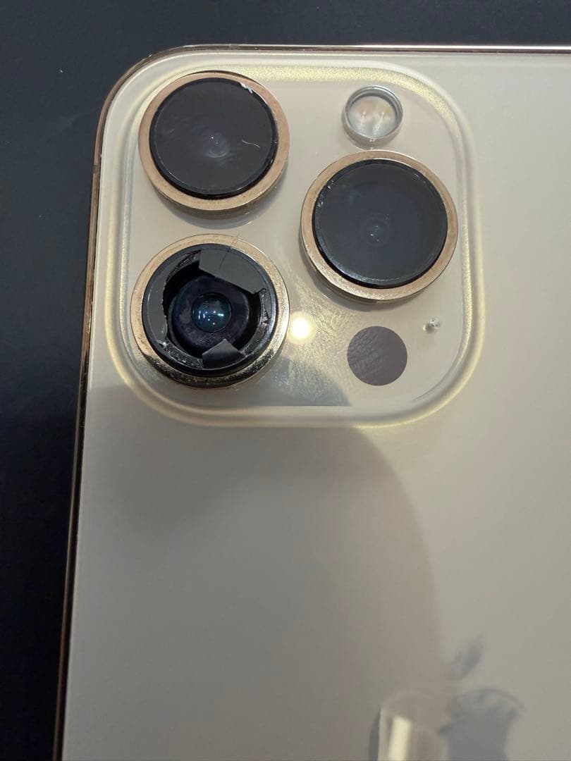 スマートフォン本体 iPhone 13pro 256G gold