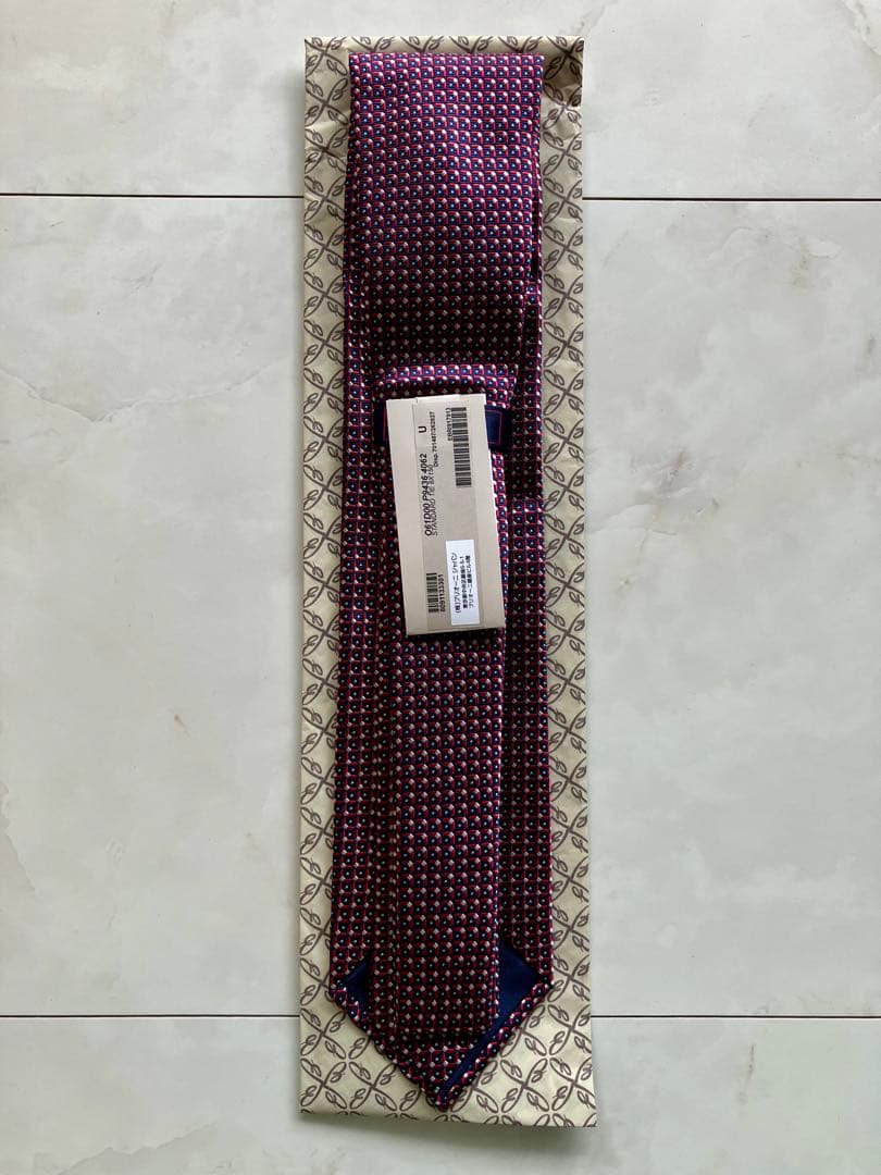 【新品未使用タグ付き】ブリオーニ　 ネクタイ 100%シルク 小紋柄