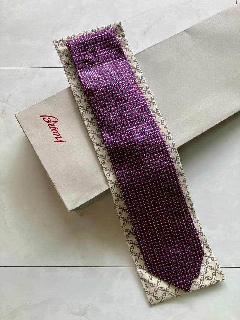 【新品未使用タグ付き】ブリオーニ　 ネクタイ 100%シルク 小紋柄