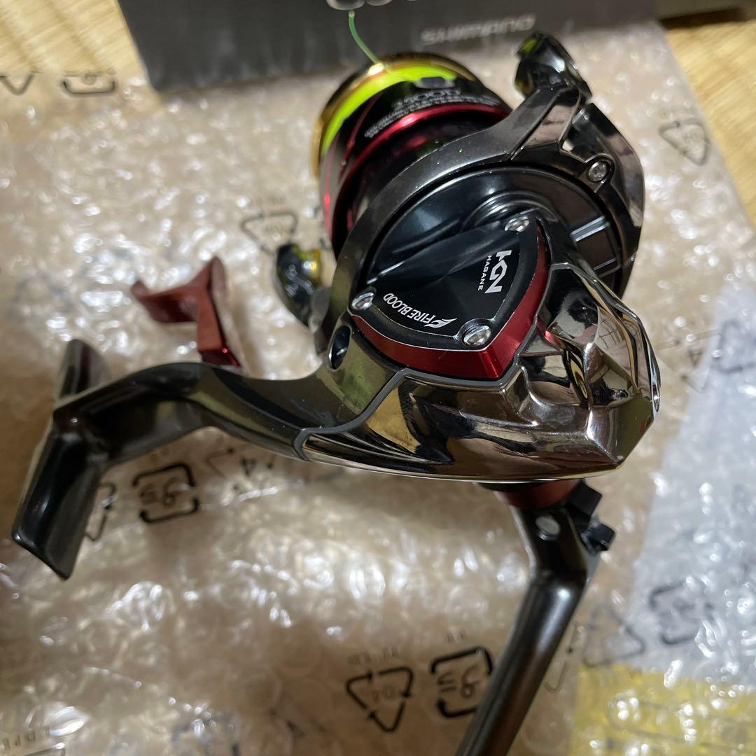 シマノ19BBX テクニウムファイアブラッドC3000DXG S 左ハンドル