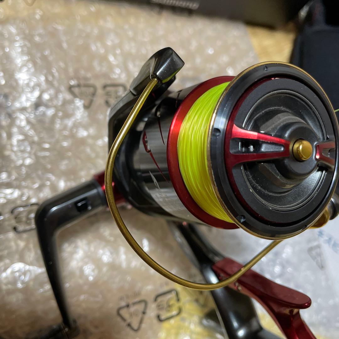 シマノ19BBX テクニウムファイアブラッドC3000DXG S 左ハンドル