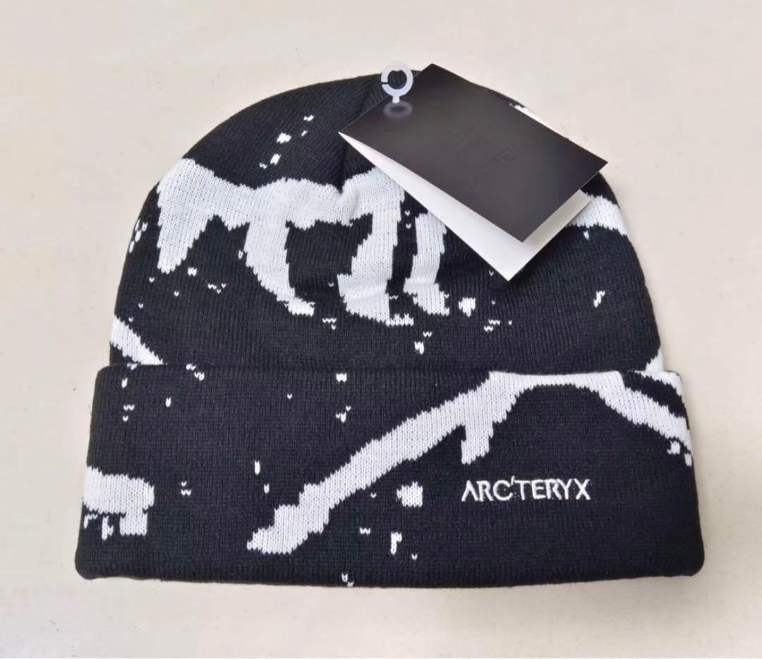ARC'TERYX ニット帽 ブラック・ホワイト