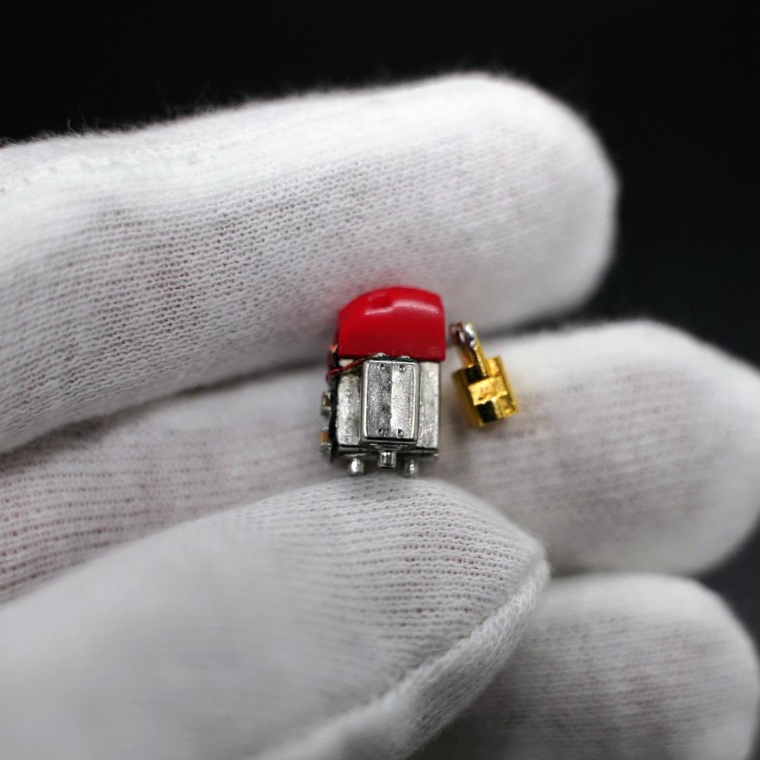 【ブラック筐体、お得意】純正ユニット▪DIY SE846 クリア本体