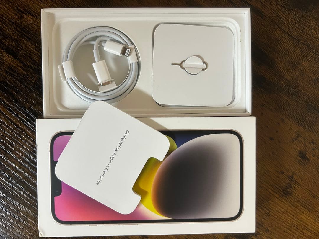 Apple iPhone 14ホワイト