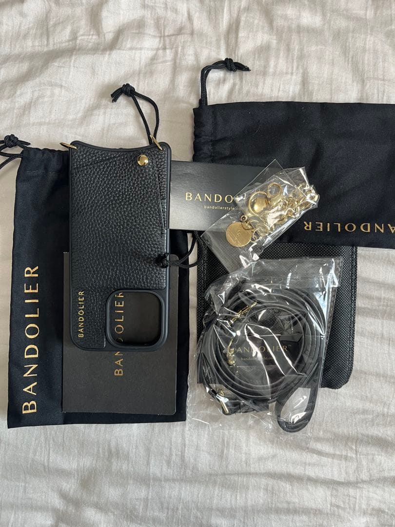 BANDOLIER iPhone 16Pro ケース