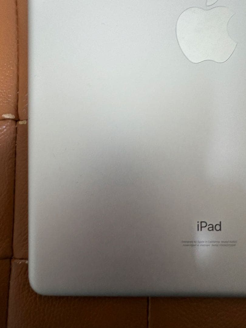 美品 Apple iPad 第9世代 64GB Wi-Fi シルバー 付属品完備