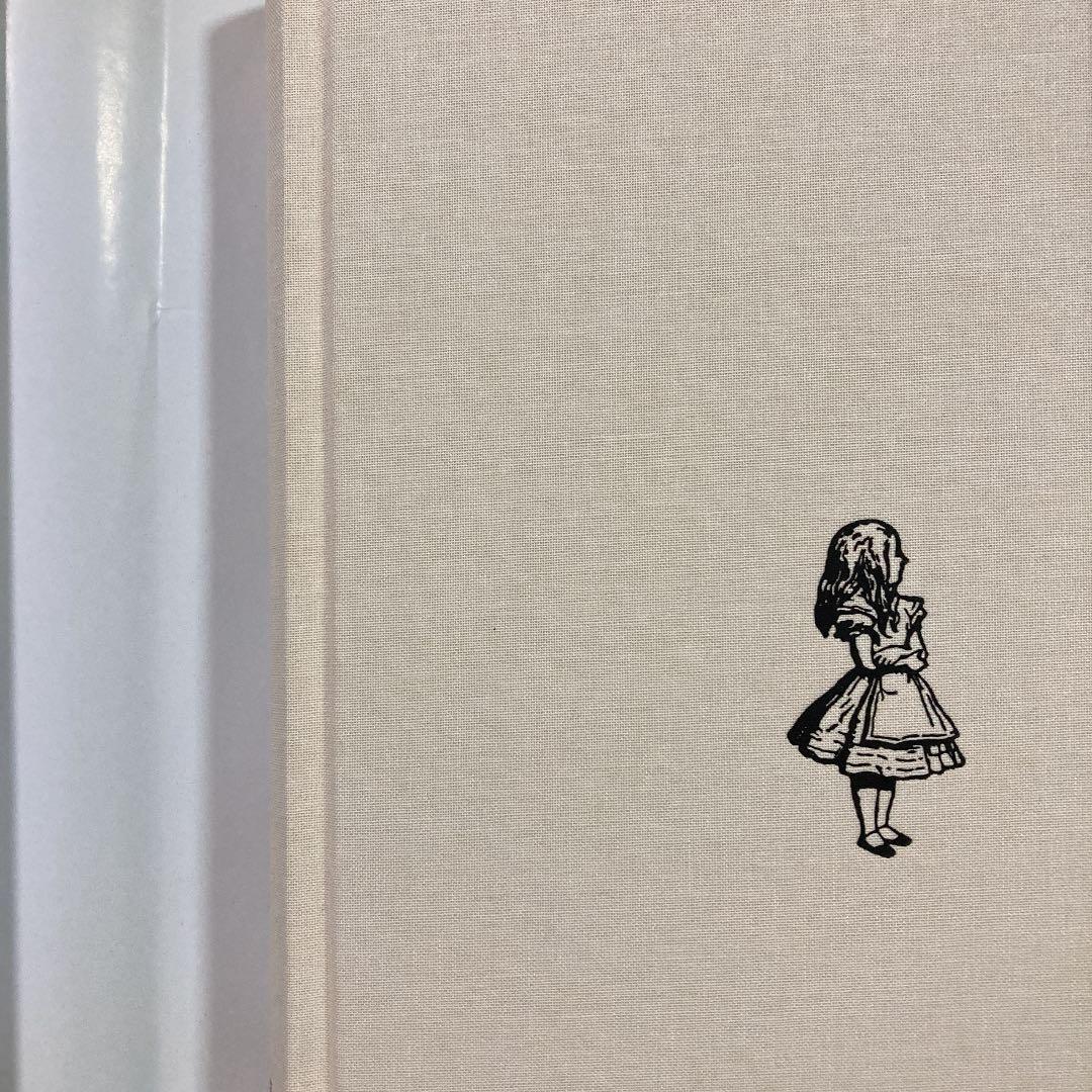 VIVIENNE WESTWOOD 不思議の国のアリス ヴィヴィアン