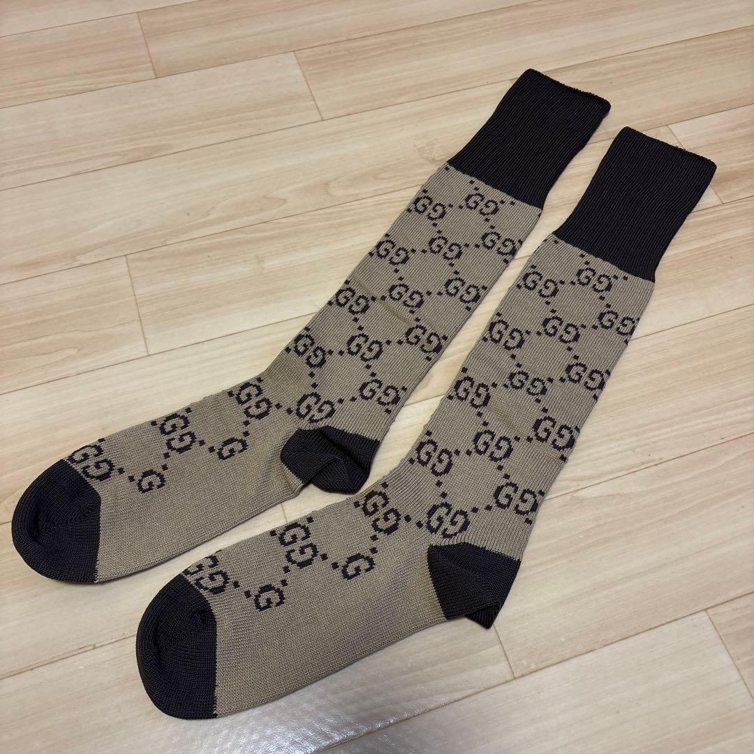 GUCCI GGロゴソックス ベージュ/ブラウン