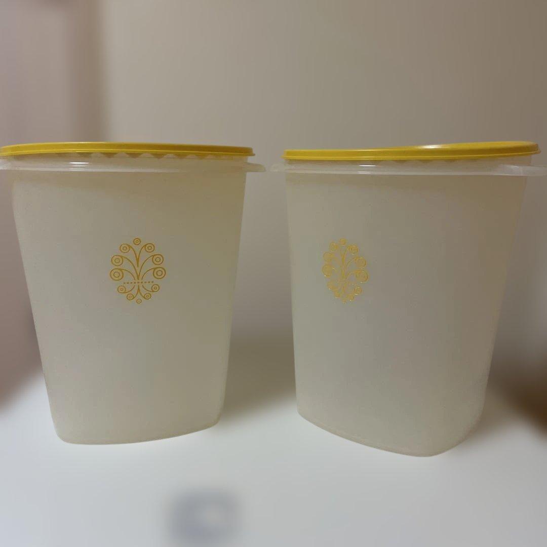 タッパーウエア株式会社。 食品保存容器 11、0キロ㍉ℓ２個