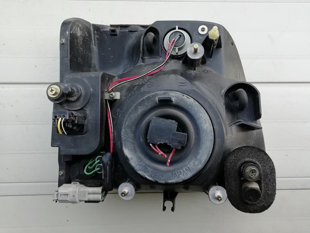 TT2 TT1 　サンバー　 ヘッドライト 　左右 　TV1 TV2　レベ付