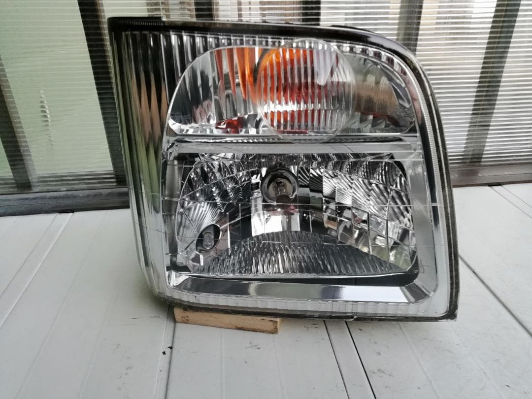 TT2 TT1 　サンバー　 ヘッドライト 　左右 　TV1 TV2　レベ付