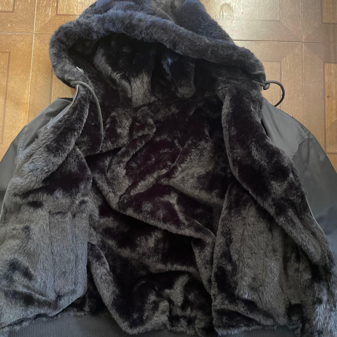 リバーシブルボンバージャケット