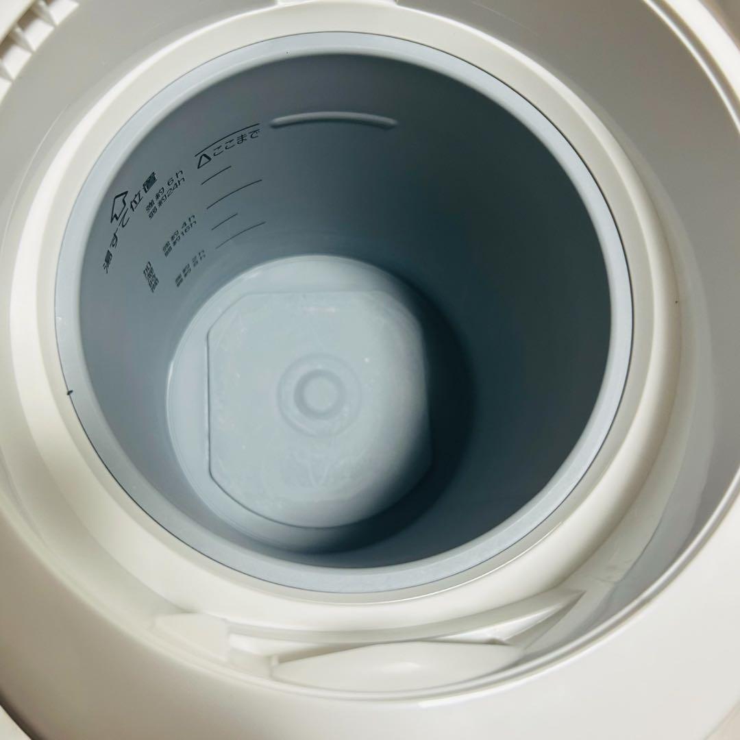 Ｅ*Ｉ様 【大人気加湿器】象印 スチーム式加湿器 EE-RR50 2021年製