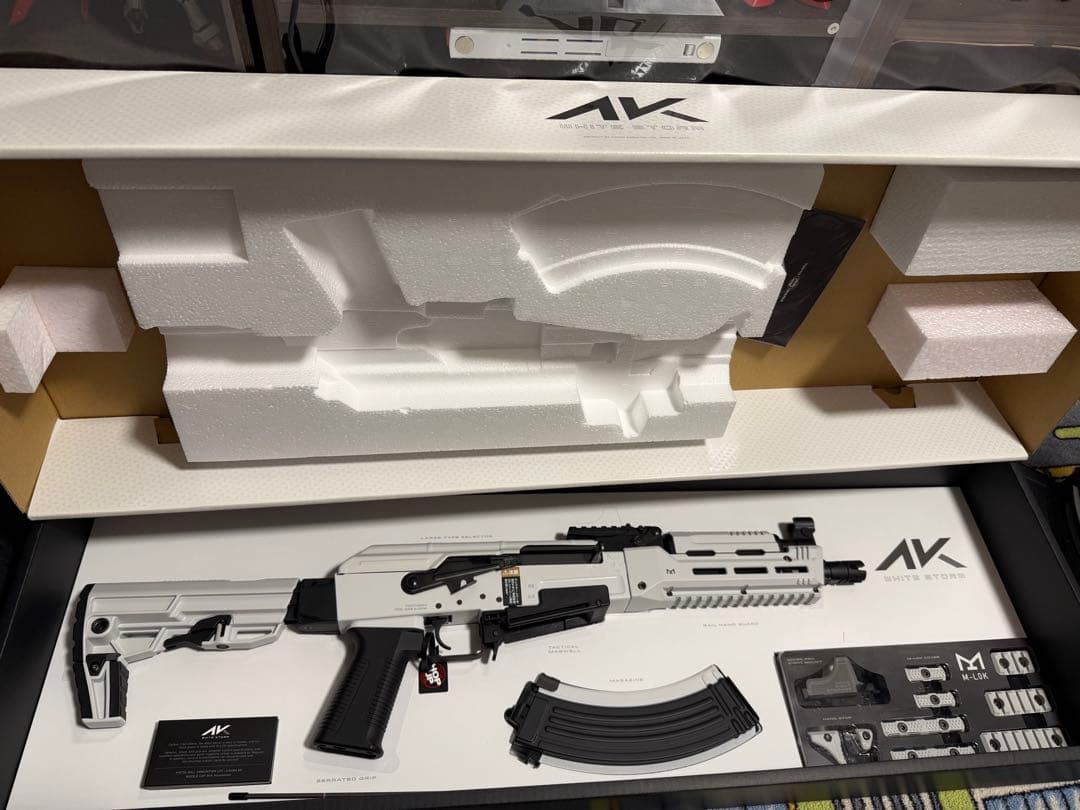 東京マルイ No.32 AK ホワイトストーム 次世代電動ガン