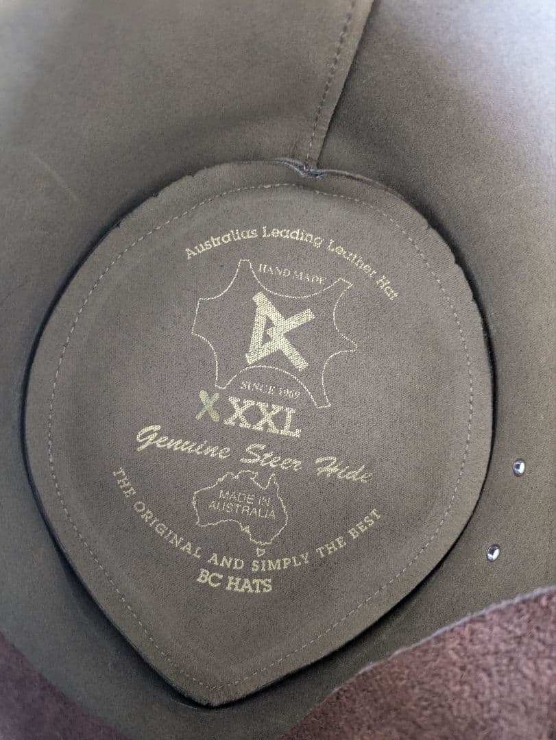 オーストラリア製　レザーハットです。