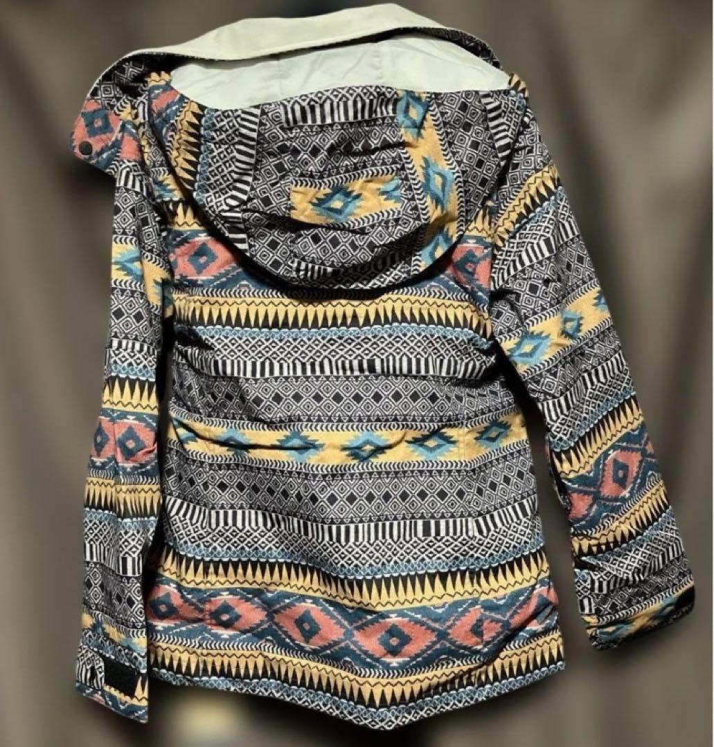 【新品半額以下】BURTON スノボジャケット　Lサイズ