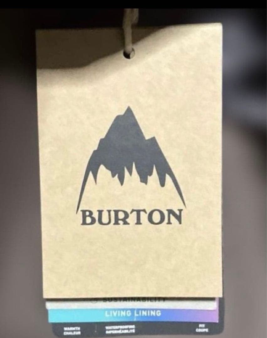 【新品半額以下】BURTON スノボジャケット　Lサイズ