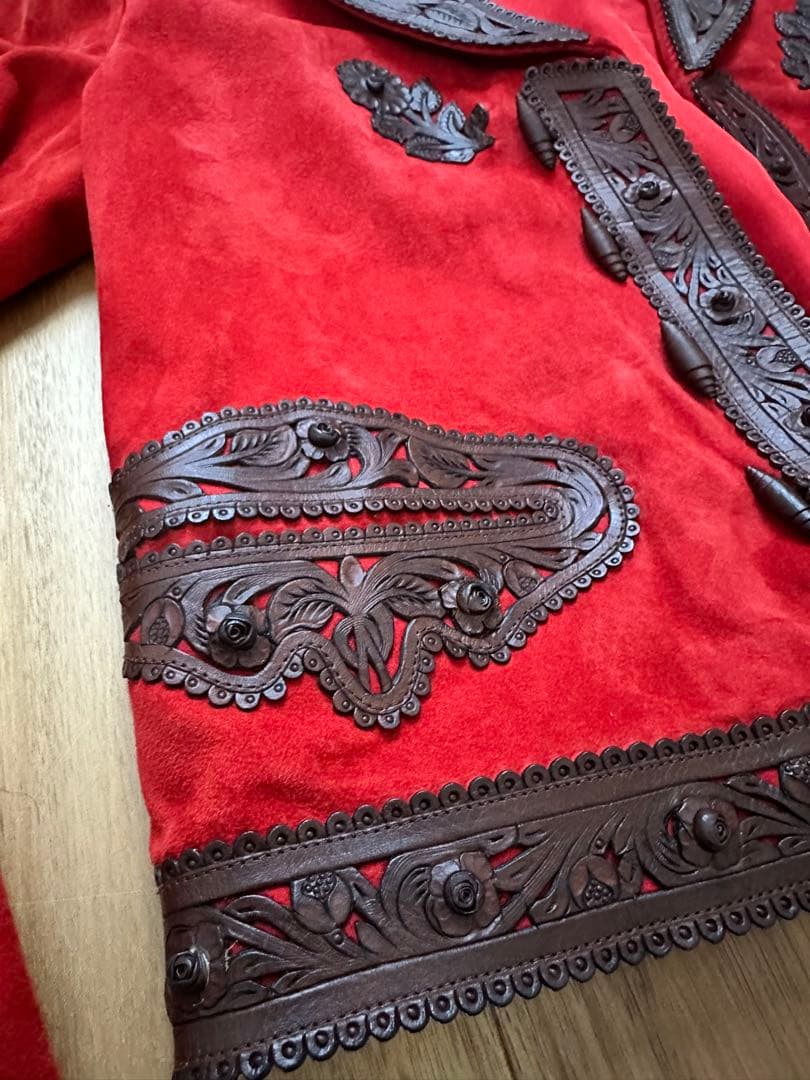 赤 スエード 刺繍 テーラードジャケット